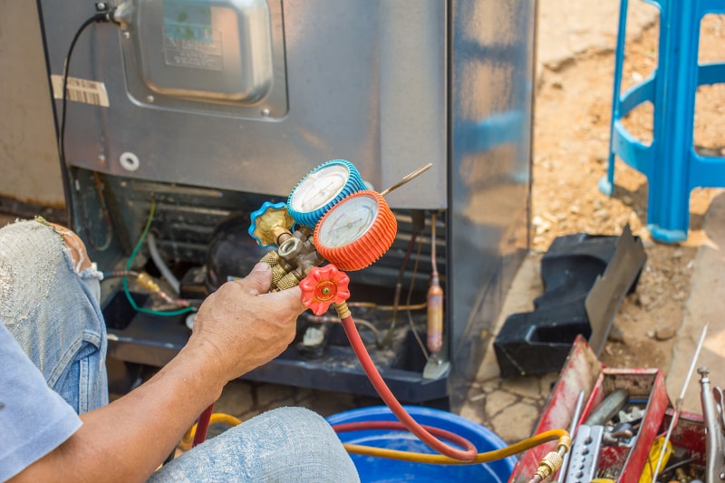 Summer AC Maintenance Tasks to Help You Stay Cool